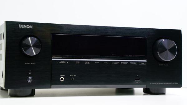 (Myyty) DENON AVR-X2700H AV-VAHVISTIN 8K 7.2 kanava