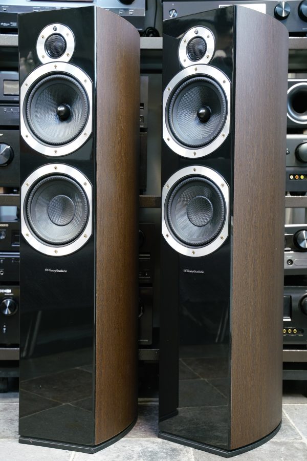 Wharfedale Diamond 10.6 lattiakaiuttimet - Image 3