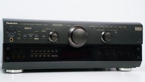Technics SA-AX7 viritinvahvistin