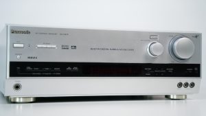 TV-Audio.fi 7 Panasonic SA-HE7 viritinvahvistin