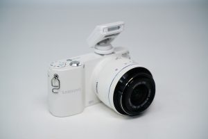 Samsung NX1000 + 20-50mm f/3.5 – 5.6 ED II käytetty