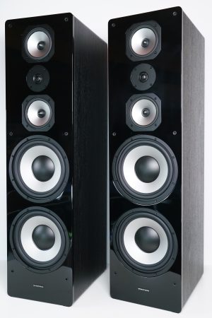 DYNAVOICE Challenger M-105 kaiuttimet