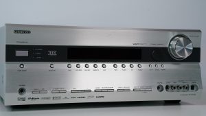 Onkyo TX-SR705 7.1 viritinvahvistin