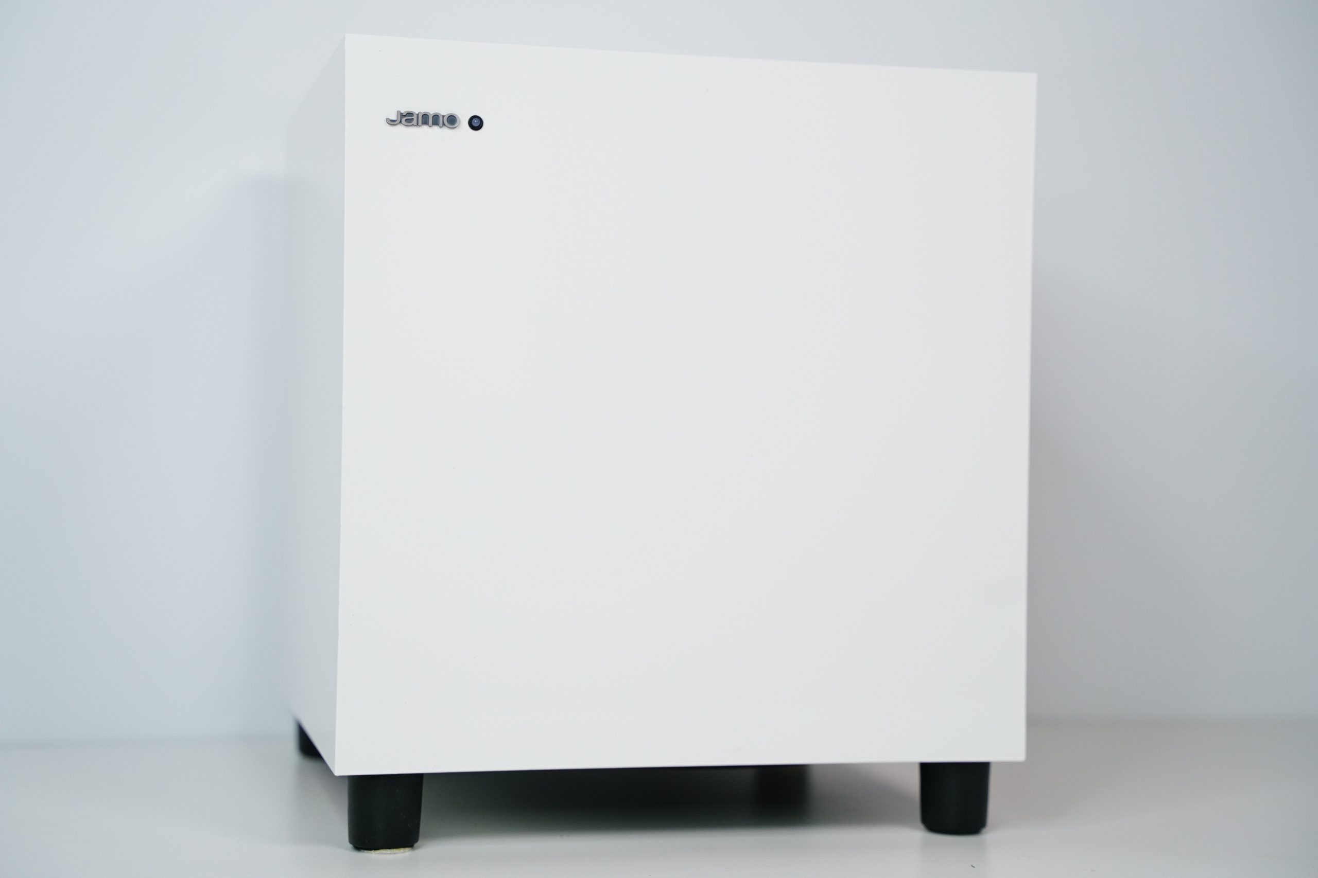 Jamo SUB210 subwoofer 1 Jamo SUB210 subwoofer