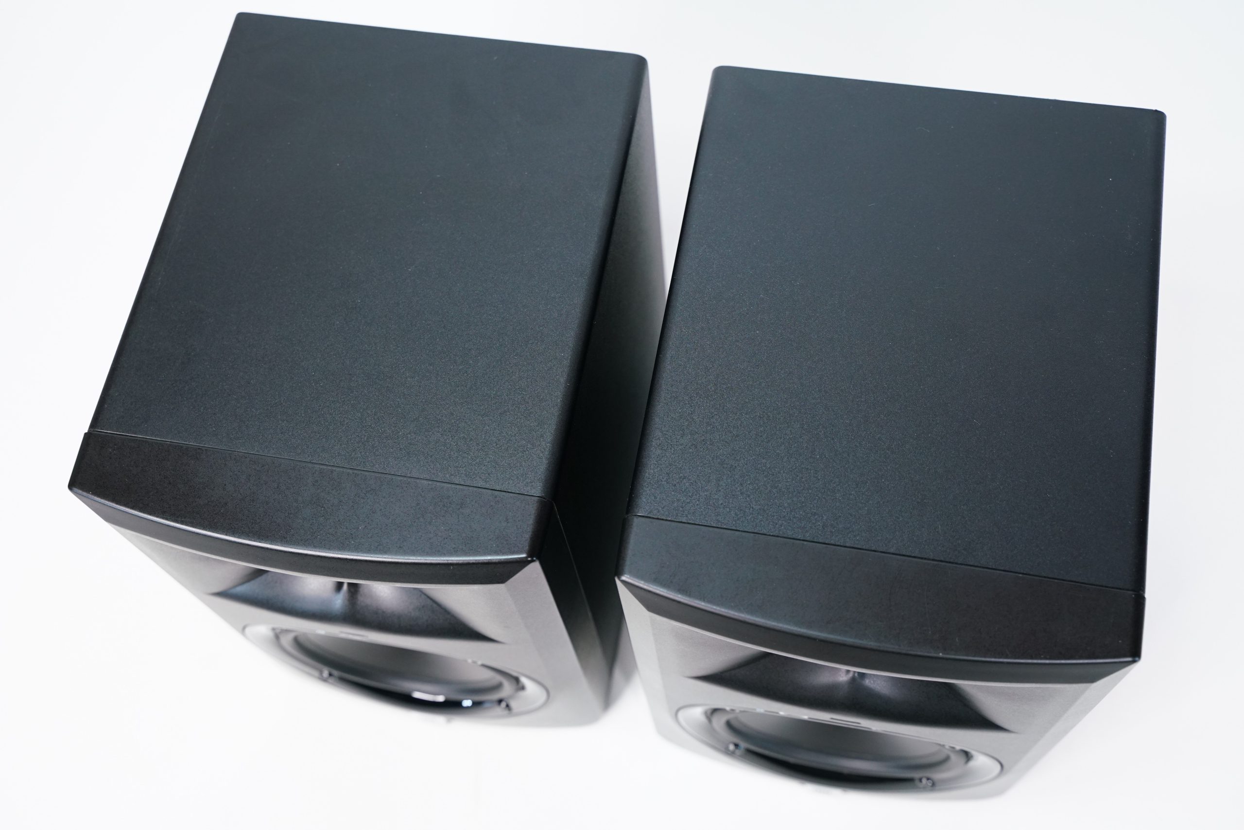 JBL LSR305 aktiiviset 2-tie kaiuttimet 3 JBL LSR305 aktiiviset 2-tie kaiuttimet - Image 3